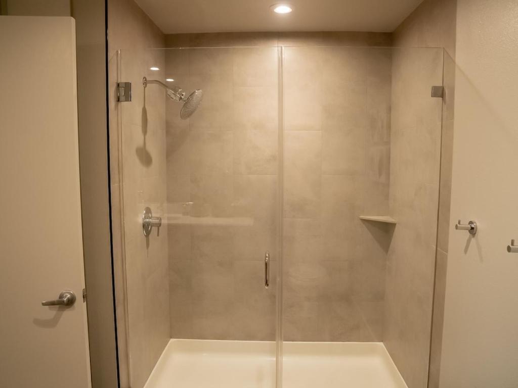 Smart & Luxurious ~ Mins To Disney ~ Queen Beds Anaheim Exterior photo